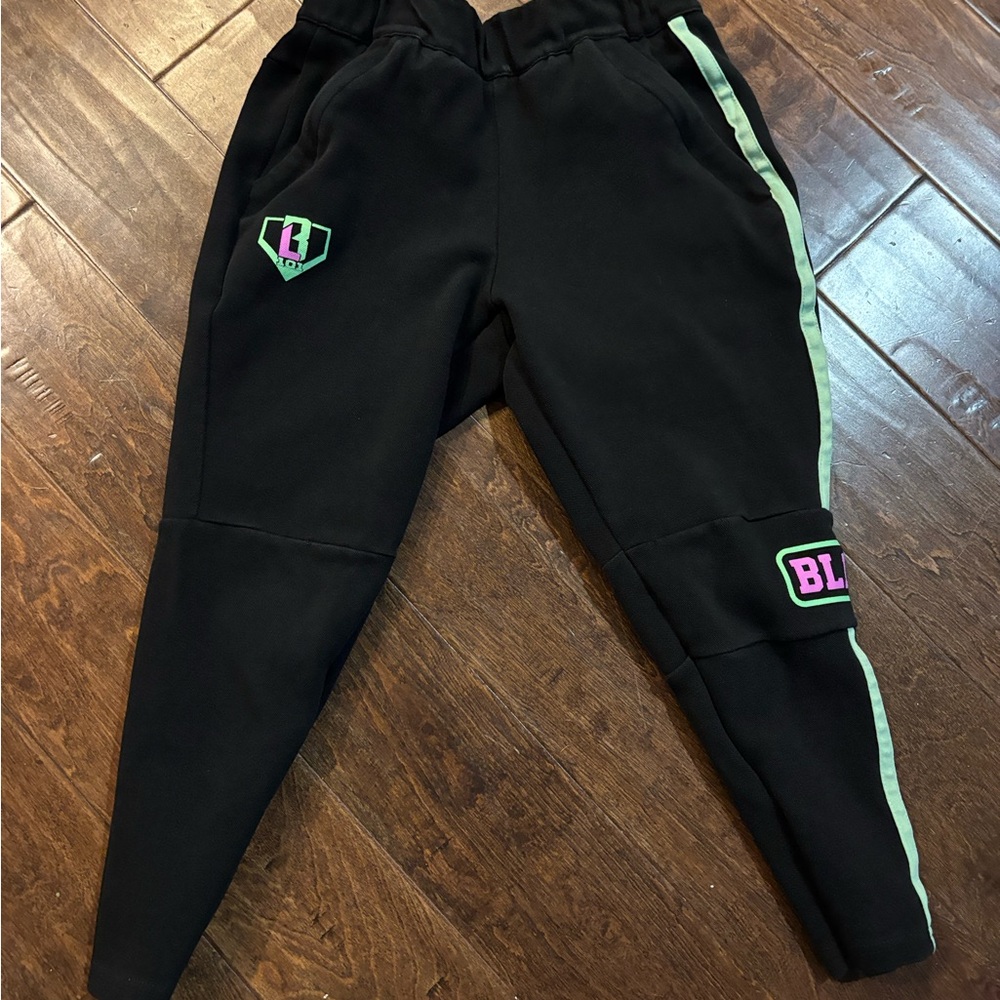 YM baseball lifestyle 101 black joggers